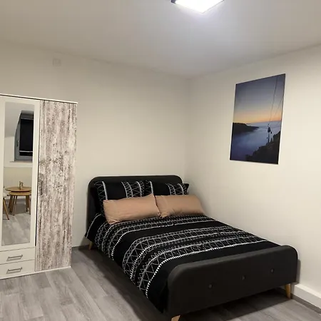 Guestroom K17 *